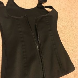 Lipo, post surgery Faja, tummy tuck, waist trainer